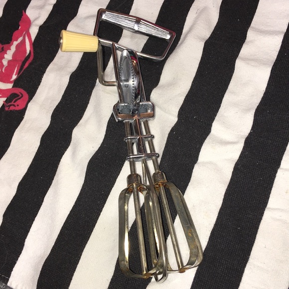 Farmhouse vintage egg beater mixer - Picture 6 of 6